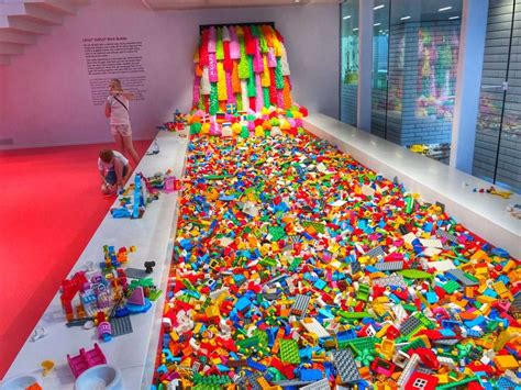 Das Lego House In Billund Colorfulcitiesde