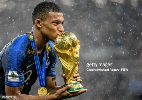 Mbappe World Cup 2018 Photos And Premium High Res Pictures Getty Images