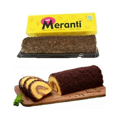 Aroma moka yang khas membuat bolu ini. Bolu Meranti Gulung Topping Coklat | Shopee Indonesia