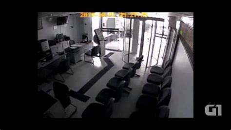 Vídeo Mostra Criminosos Em Tentativa De Assalto A Banco Em Betânia Pe