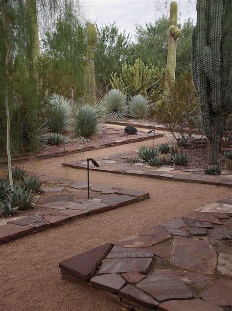 30 Beautiful Desert Garden Design Ideas For Your Backyard Backyard Landscaping