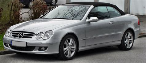 File:Mercedes CLK320CDI Facelift Avantgarde Cabrio front.jpg - Wikipedia