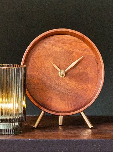 Keep track of anything with klok's simple work timer and visual display of how your days fill up. Houten klok - Pure Wood