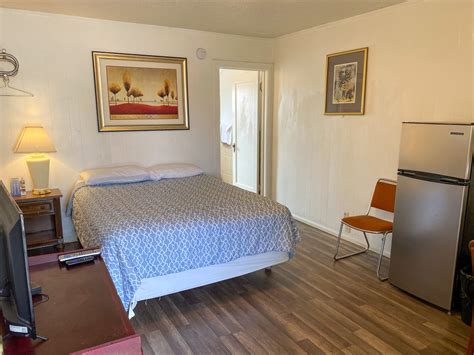 1601 E Lincolnway, Cheyenne, WY 82001 - Cheyenne Motel | LoopNet