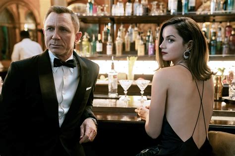 A Weary Daniel Craig Bids Farewell To James Bond In No Time To Die