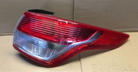 Ford Escape Tail Light Assembly Right Oem Ebay