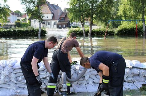 Hochwasser Schweiz Nach Hochwasser Helfer Machen Wildpark Wieder Fit