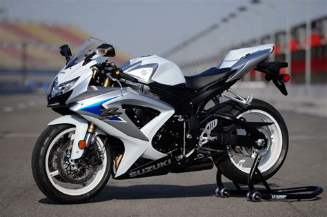 The suzuki rookie was on the move in both thunder valley motocross motos. Motor Wallpaper: Suzuki 600 Gsxr