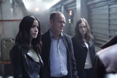 agents of s h i e l d season 5 episodes 1 and 2 review orientation tv fanatic