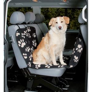 Hundeudstyr til bilen | Gør køreturen sikker for dig & din hund