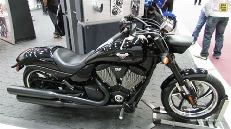 2013 Victory Hammer 8 Ball At 2013 Quebec Motorcycle Show