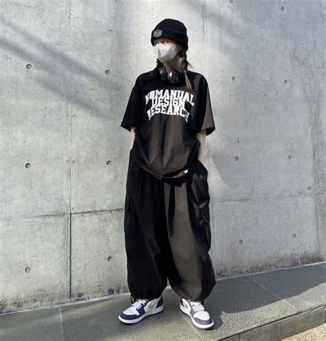 Pin By Talitha On Style Concept Clothing Tomboy Outfits Baggy