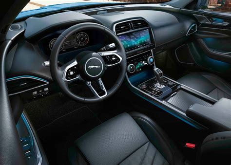 Jaguar Xe 2020 é Mostrado Com Visual Atualizado E Interior Mais Luxuoso