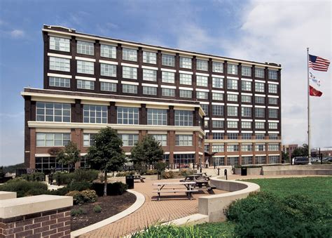 Les Roches International School of Hotel Management Chicago (Chicago, USA)