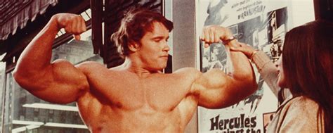 Sign up for my newsletter "Bigger": Mr. Universe spielt jungen Arnold Schwarzenegger ...
