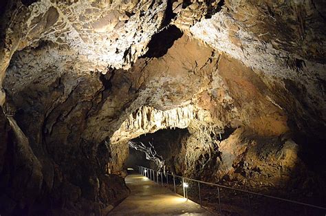 Situated in aggtelek, this vacation home is 0.1 mi (0.1 km) from caves of aggtelek karst and slovak karst and 2 mi (3.2 km) from domica cave. Aggtelek Hungary - About Hungary.net