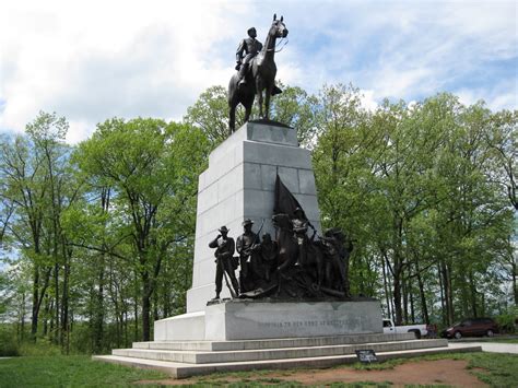 The Robert E Lee Statue On Gettysburg Battlefield Pennsylvania