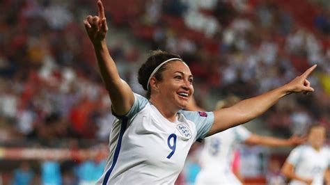 Jodie Taylor Fires England Into Euros Semi Finals