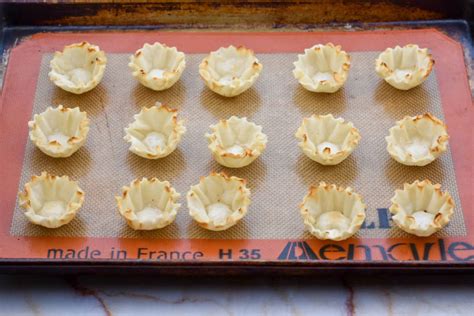 Mini Phyllo Pecan Tarts With Maple Syrup My Sweet Precision