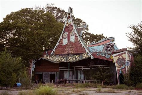 10 Captivating Abandoned Amusement Parks In The United