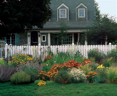 A Front Yard Garden In No Time Finegardening