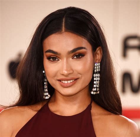 Jun 04, 2021 · jimmie allen and his bride, alexis gale, turned to social media to give fans their first look inside the couple's gorgeous wedding. Kelly Gale Parents / Kelly Gale And Joel Kinnaman Pack On ...