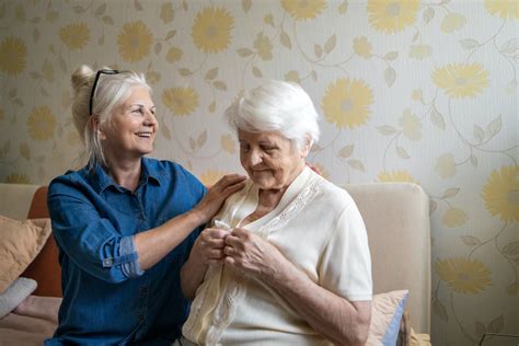 How Professional Dementia Care At Home Can Benefit Seniors