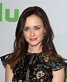 Alexis Bledel – HULU TCA Winter 2017 Photo Call in Pasadena • CelebMafia