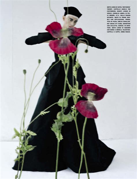 Black And Roses Vogue Italia Oct 2012 Kristen Mcmenamy Tim Walker