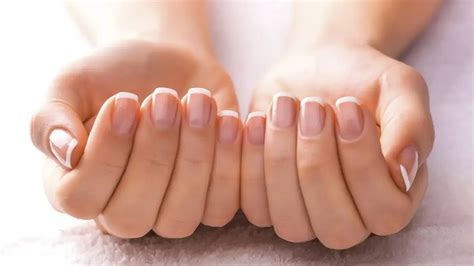 Tips On How To Get Healthy Nails Naturally