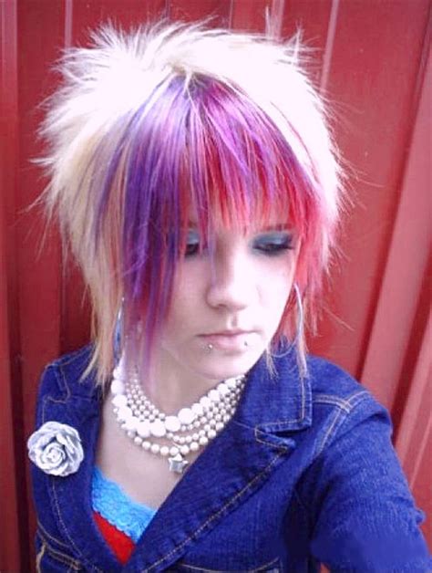 13 Cute Emo Hairstyles For Girls Being Different Is Good Hairstyles 2017