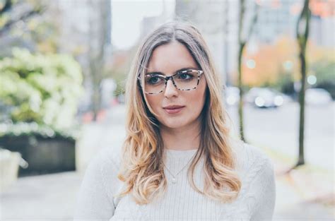 How To Find The Perfect Glasses For Your Face The Urban Umbrella Girly Girl Glasses Fashion