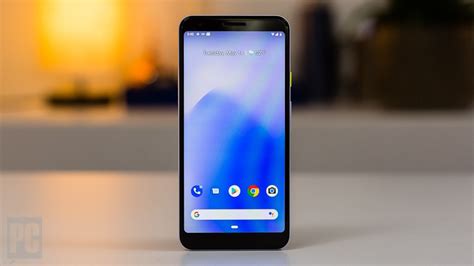 The specs are decent for the $399/£399 price, and you don't have to deal with the usual carrier bloatware that you'll typically find on other midrange phones. Google Pixel 3a XL
