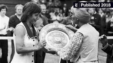 40 Years Later Martina Navratilova Remembers 1st Wimbledon Win The