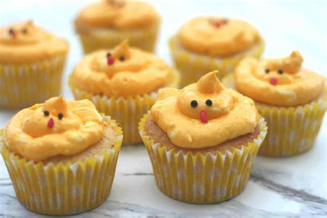 Your girls will go crazy for flygrubs. Easter chick cupcakes for kids | Cooking with my kids