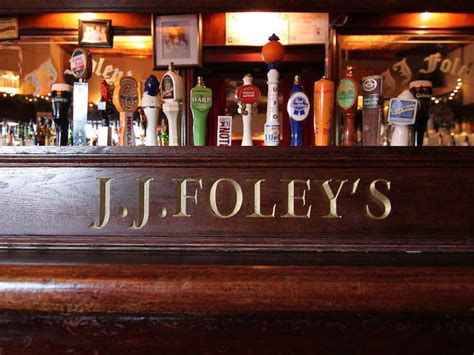 17 Best Irish Pubs In Boston For Cheap Beers And Live Music
