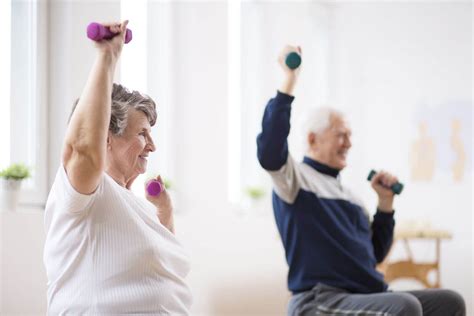 ejercicios para personas mayores que les harán mantener una vida activa
