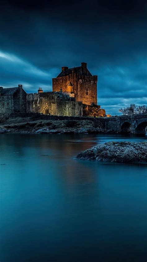 Eilean Donan Castle Scotland Night Lake Iphone 8 7 6 6s Background