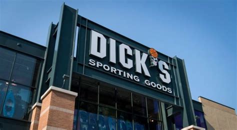 Dicks Sporting Goods Gun Policy Resulted In Lower Sales