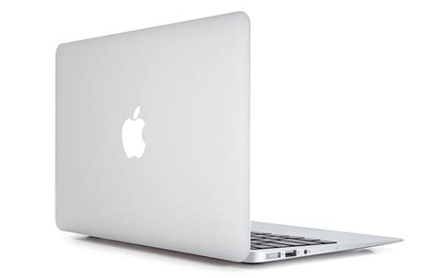 Apple Macbook Air 11 Inch 2014 Reviews Laptop Mag Laptop Mag