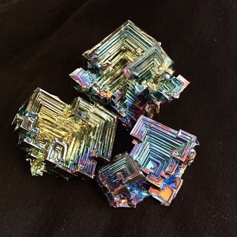 Bismuth Crystals Bismuth Crystal Minerals And Gemstones Crystals