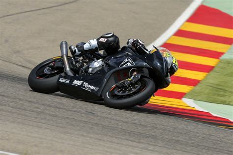 Triumph Conducts Track Test Of Moto2 Engine In Spain Roadracing World