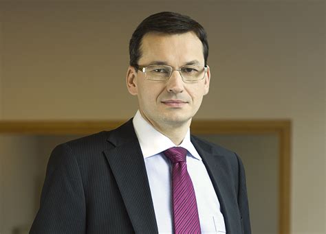Born 20 june 1968) is a polish economist, historian, and politician who has been the prime minister of poland since december. Ile zarobił Mateusz Morawiecki w BZ WBK | Blog Gratka.pl
