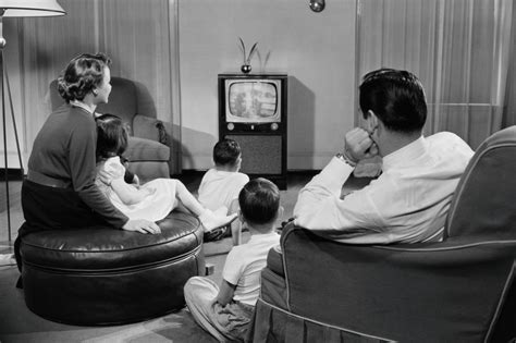 What Was The First Commercial Tv Broadcast Network In The United States