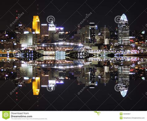 Downtown Cincinnati Ohio Skyline Reflection Stock Image Image Of Late