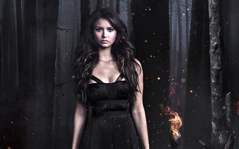 Nina Dobrev The Vampire Diaries Actress Hd Wallpaper Hd Wallpapers