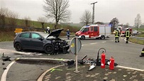 Unfall in Sundern: Autos kollidieren beim Abbiegen - Settmeckestraße ...