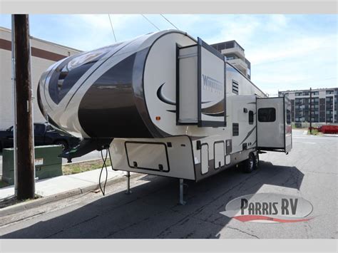 Used 2014 Winnebago Industries Towables Lite Five 30fwres Fifth Wheel