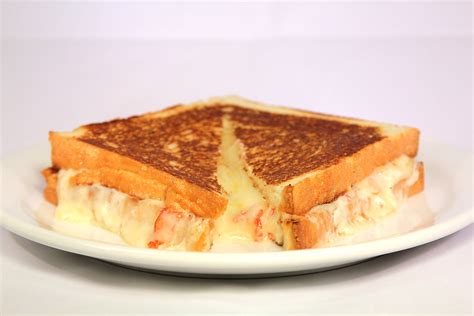Lobster Mes Lobster Grilled Cheese National Grilled Cheese Day Food