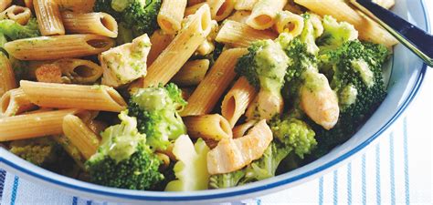 Penne Met Knoflookkip En Broccoli